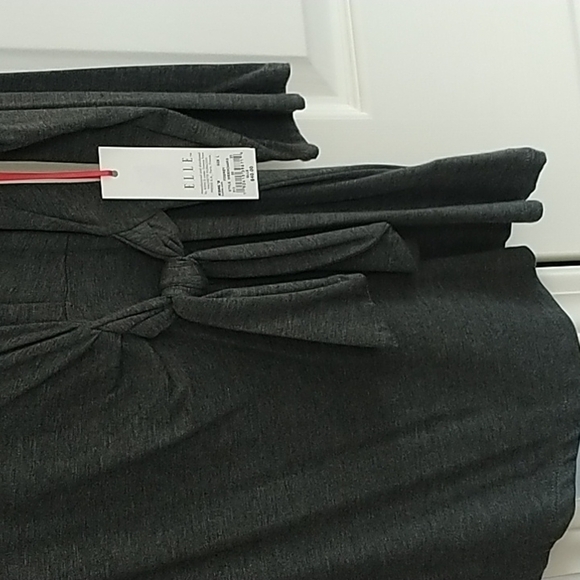 ELLE Grey Side Knot Knit Top L - Picture 7 of 10